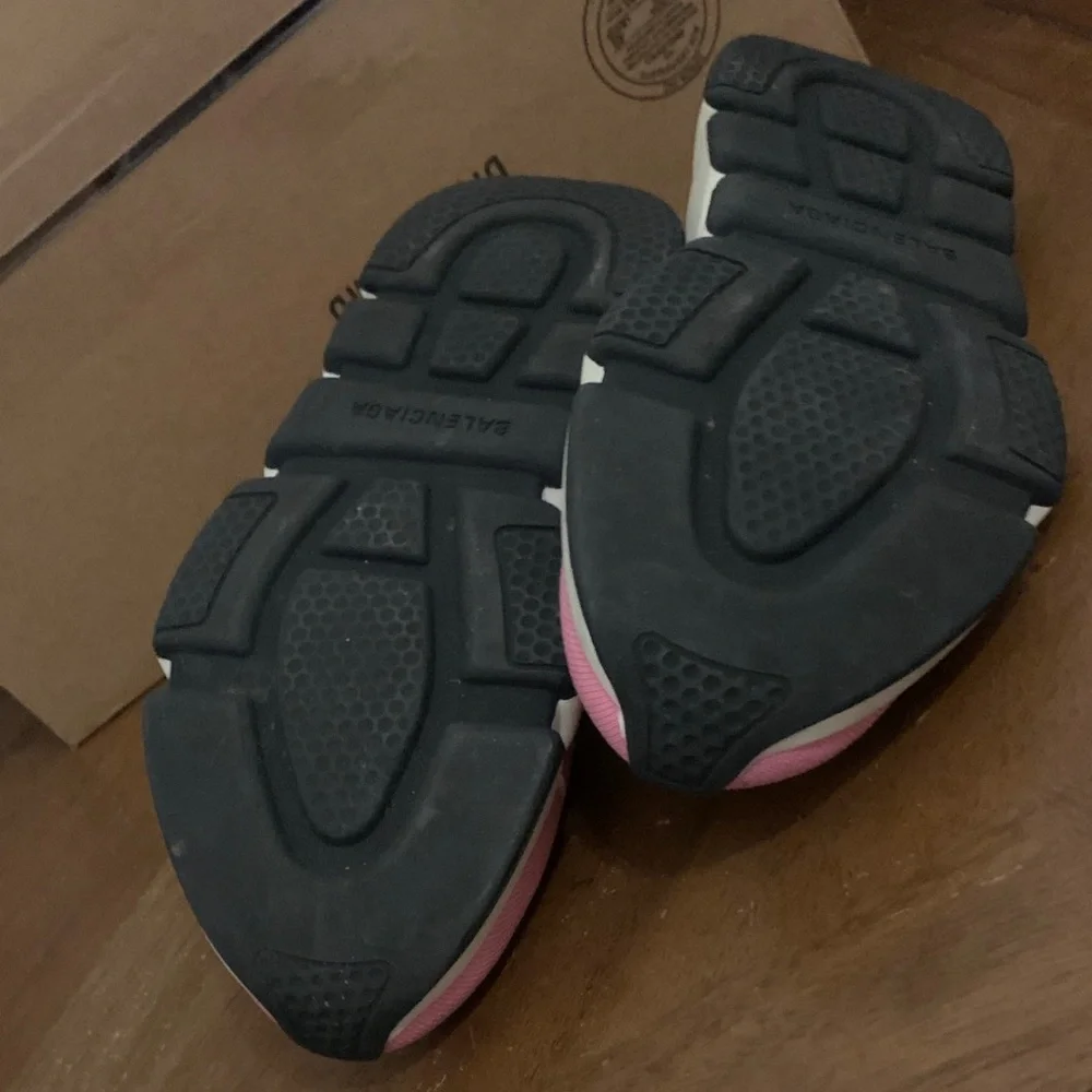 Balenciaga Pink Sock-Style Speed Trainer Sneakers - Picture 9 of 14